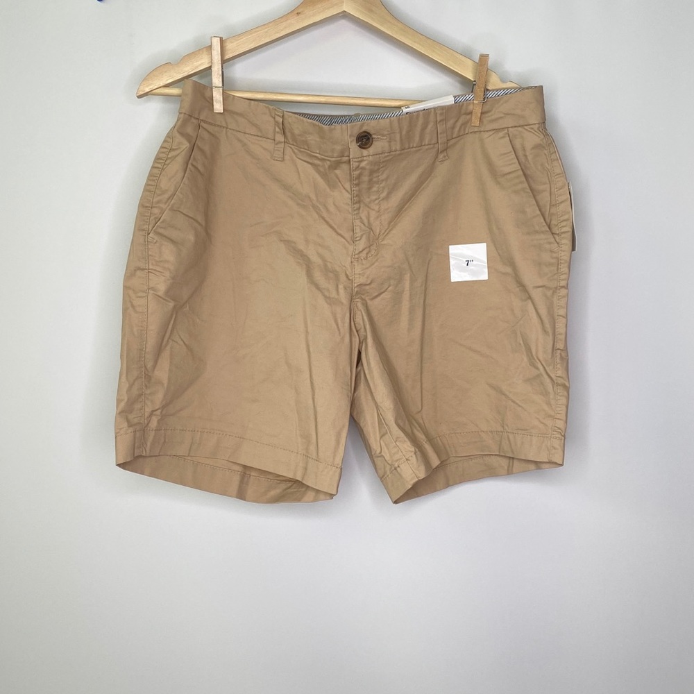 Old Navy Tan Everyday Shorts NWT
